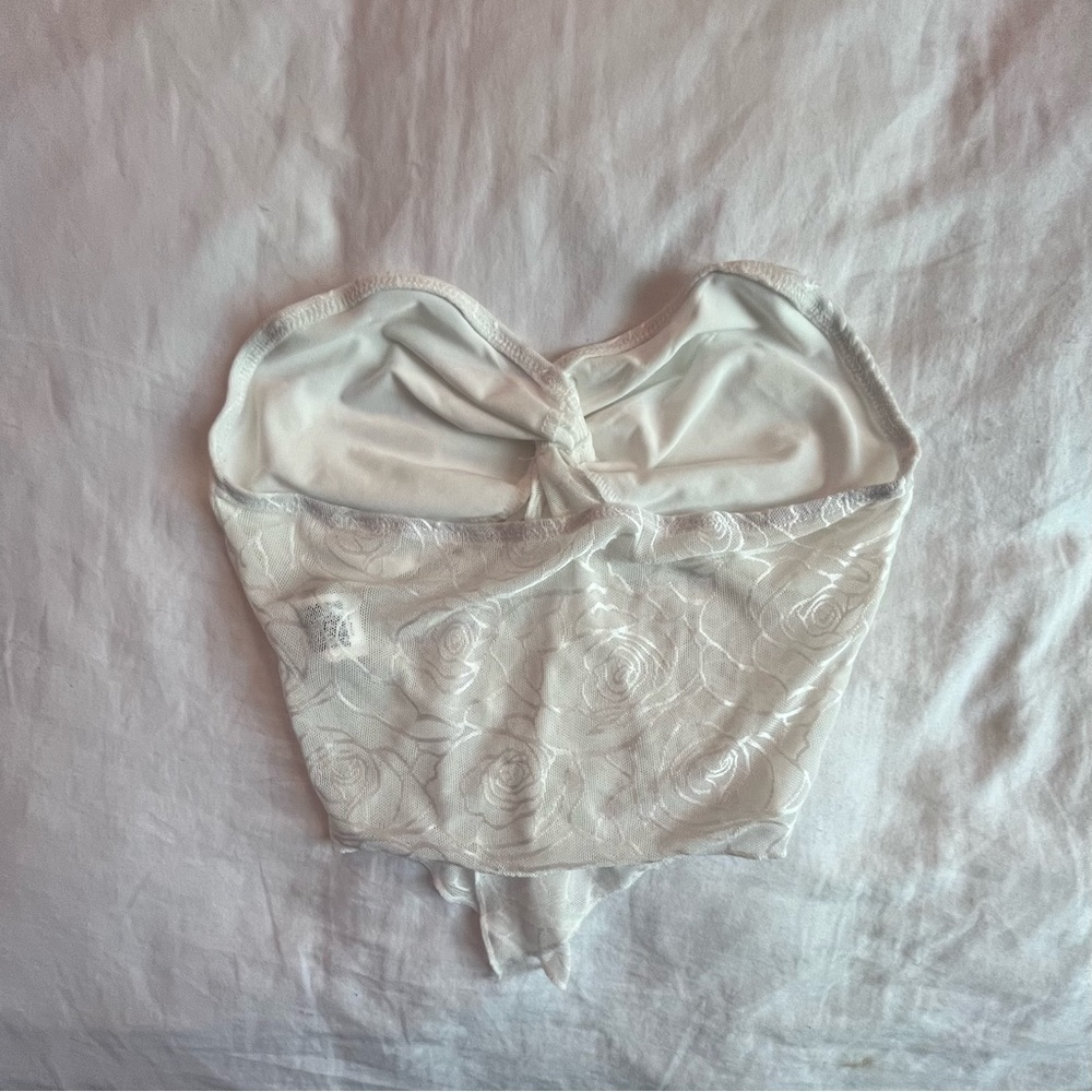 Y2K TWIST FRONT TUBE TOP - Picture 4 of 4